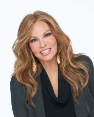 Statement Style Wig by Raquel Welch (Petite)