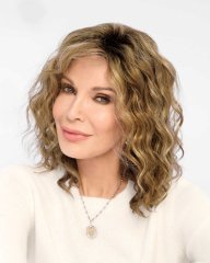 Starlette Wig by Jaclyn Smith