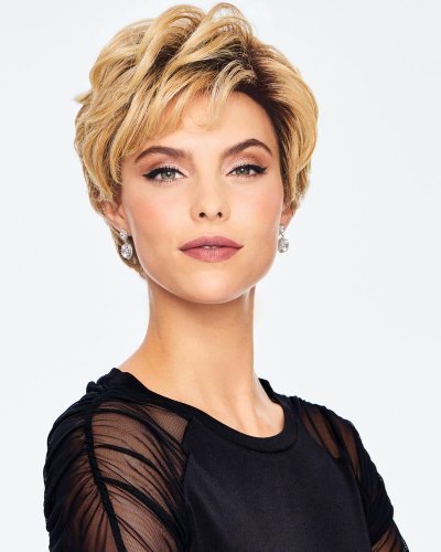 Chic Wavy Wig by Hairdo
